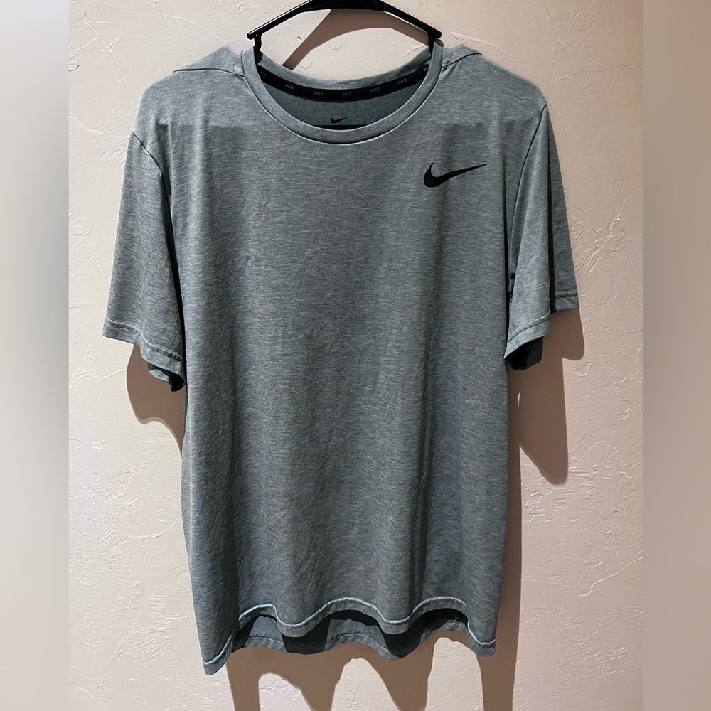 Men’s Nike Dri-Fit Olive Green Tshirt